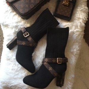 Super cute boots size 39